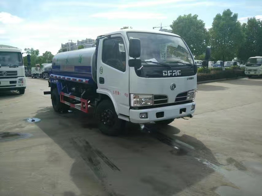 灑水車，灑水車廠家價(jià)格，灑水車銷售，東風(fēng)灑水車銷售中心，程力專用汽車股份有限公司