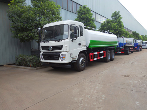 東風(fēng)灑水車廠家銷售