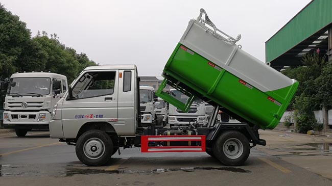 時(shí)風(fēng)風(fēng)菱4方掛桶式垃圾車-4方掛桶式垃圾車