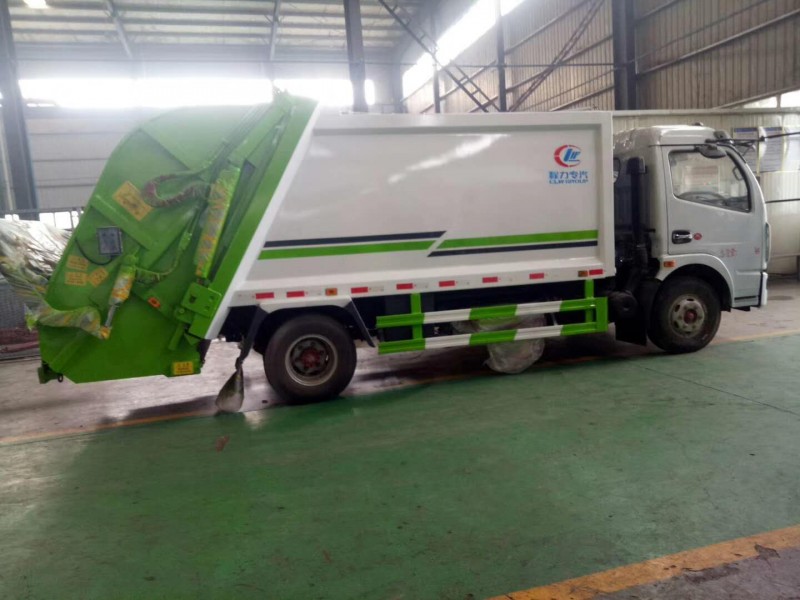 東風(fēng)多利卡8方壓縮式垃圾車-8立方壓縮式垃圾車