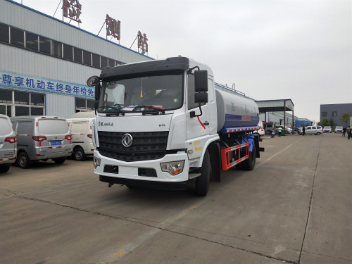 市政環(huán)衛(wèi)道路清潔灑水車-清潔好用灑水車噴灑車廠家直銷