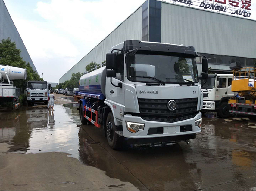 灑水車園林綠化車輛3－20噸好用實惠