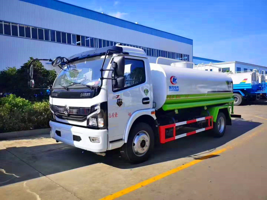 10噸灑水車價格灑水車配置詳細-程力灑水車廠家銷售