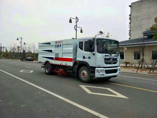 洗掃車圖片-洗掃車圖片大全-東風洗掃車圖片展示-湖北程力
