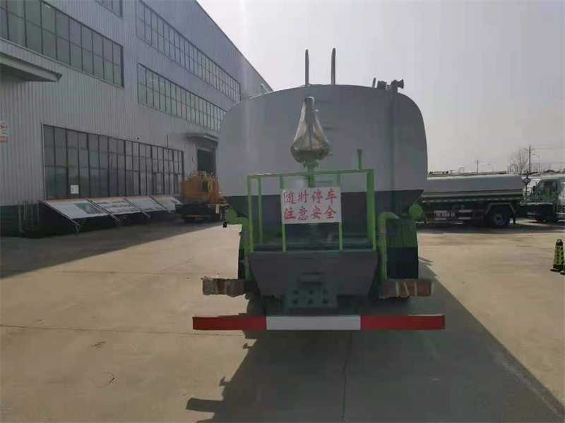大型灑水車