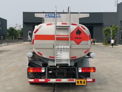 程力牌CL5070GYYC6型運(yùn)油車