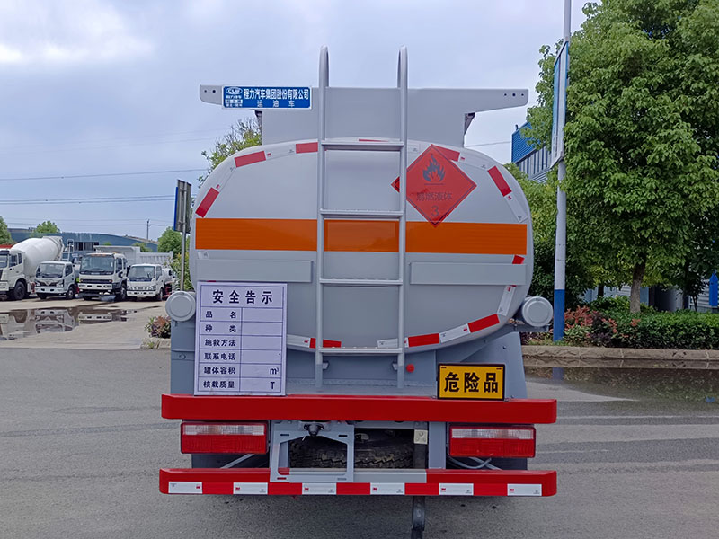 程力牌CL5070GYYC6型運(yùn)油車