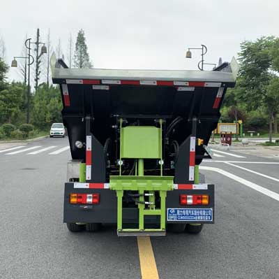 程力威牌CLW5032ZZZ6型自裝卸式垃圾車