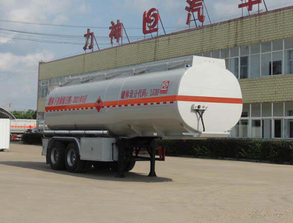 醒獅牌SLS9357GYY型運(yùn)油半掛車