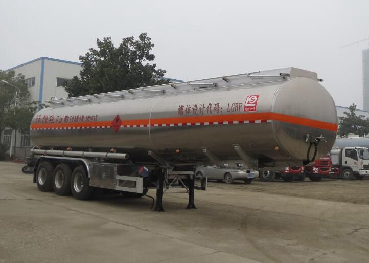醒獅牌SLS9401GYYF型鋁合金運(yùn)油半掛車