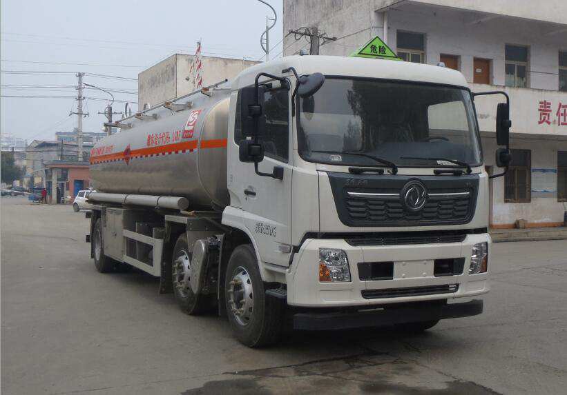 醒獅牌SLS5263GYYD6B型運(yùn)油車