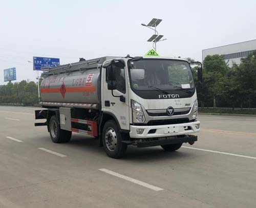 專威牌HTW5121GJYBQ6型加油車