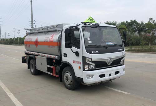 專威牌HTW5128GJYE6C型加油車