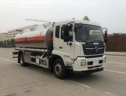專威牌HTW5180GYYLDQ6型鋁合金運(yùn)油車