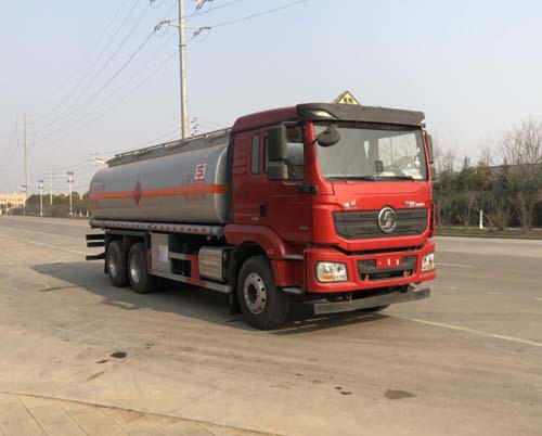 專威牌HTW5269GYYS6Q型運(yùn)油車