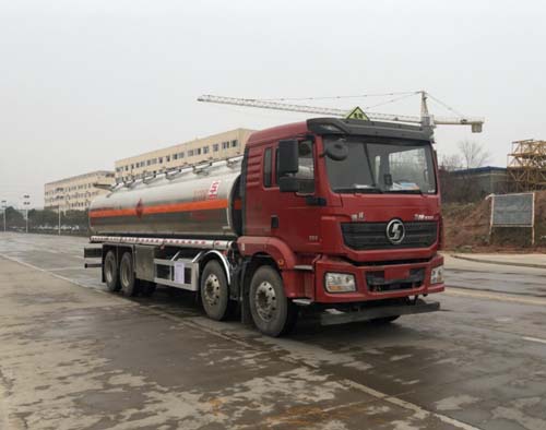 專威牌HTW5320GYYLS6Q型鋁合金運(yùn)油車