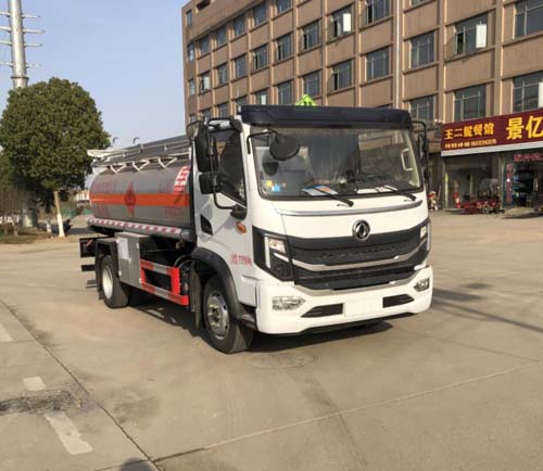 專威牌HTW5126GJYEQ6型加油車