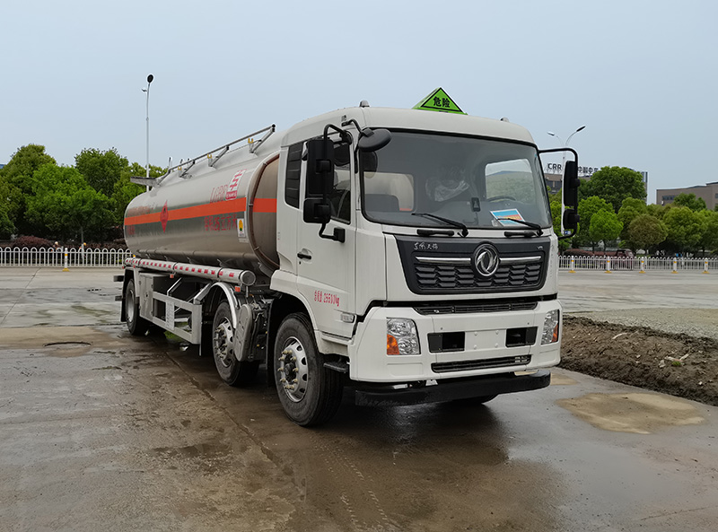 專威牌HTW5261GYYLDQ6型鋁合金運(yùn)油車
