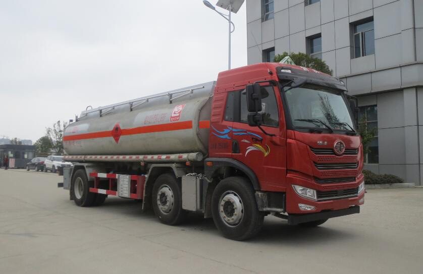 醒獅牌SLS5263GYYC6V型運(yùn)油車